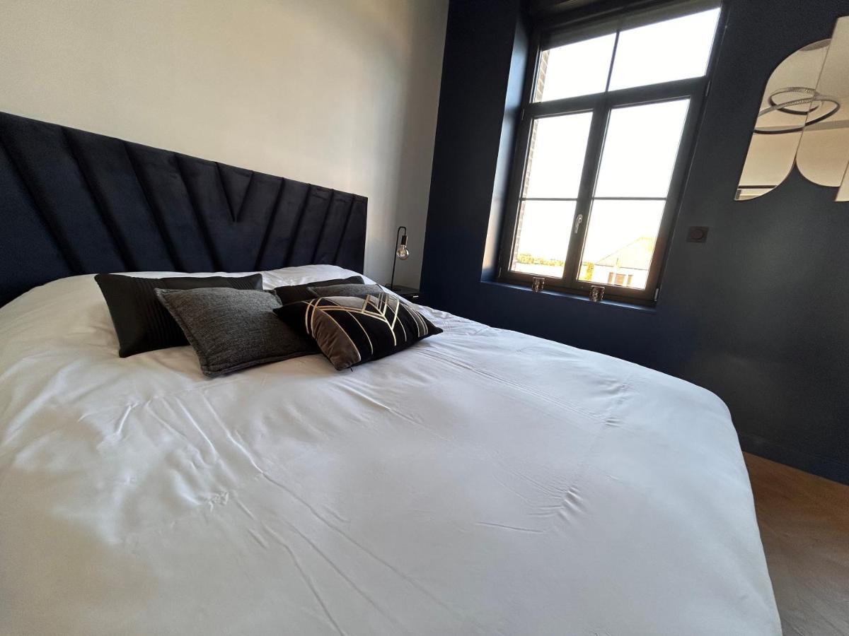 Hotel Le Manoir Du Monde à Lieu-Saint-Amand Extérieur photo
