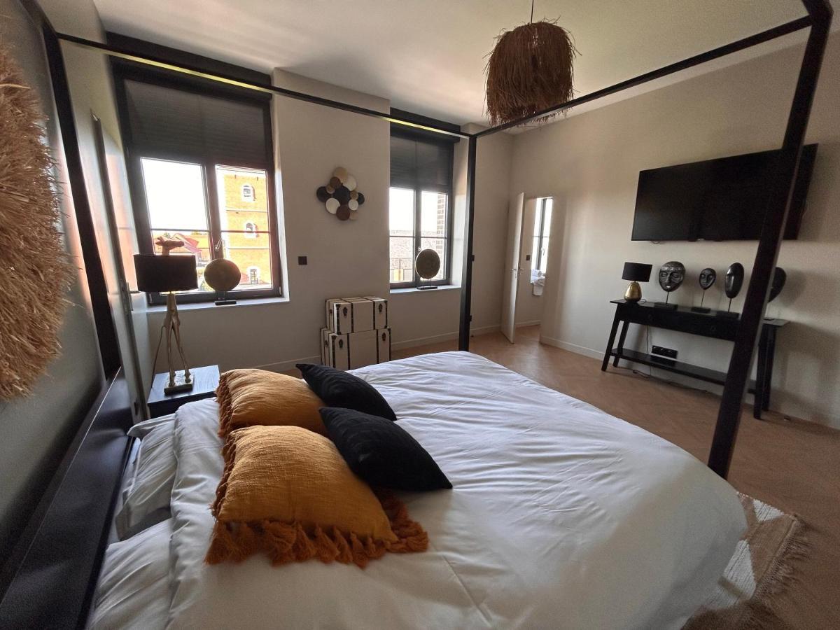 Hotel Le Manoir Du Monde à Lieu-Saint-Amand Extérieur photo